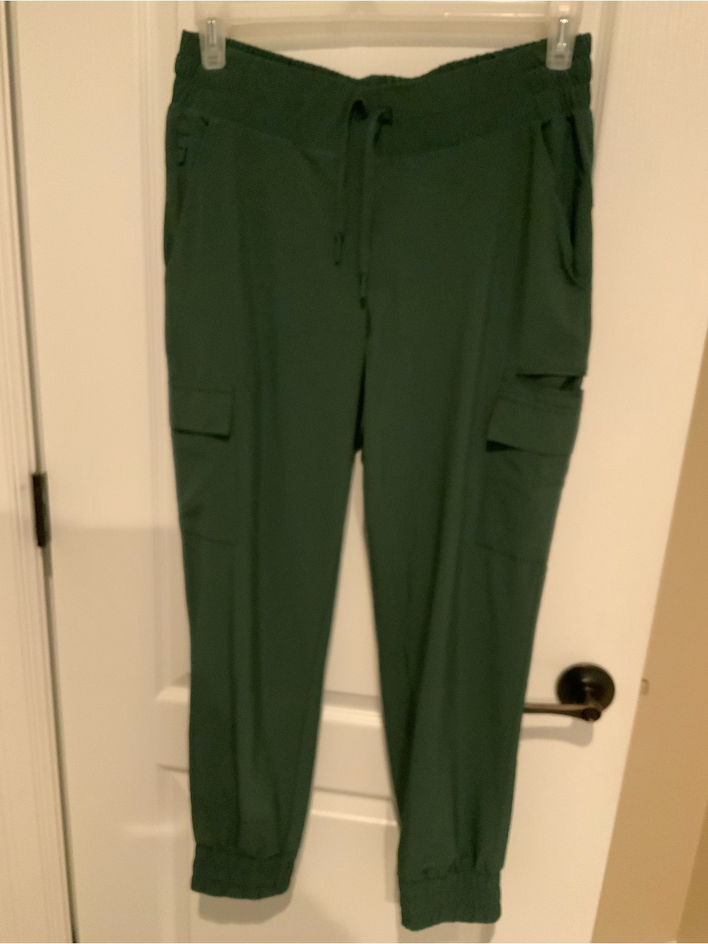 Women’s Olive Green Cargo Jogger Pants All In Motion Sz M zip pockets Flex Waist